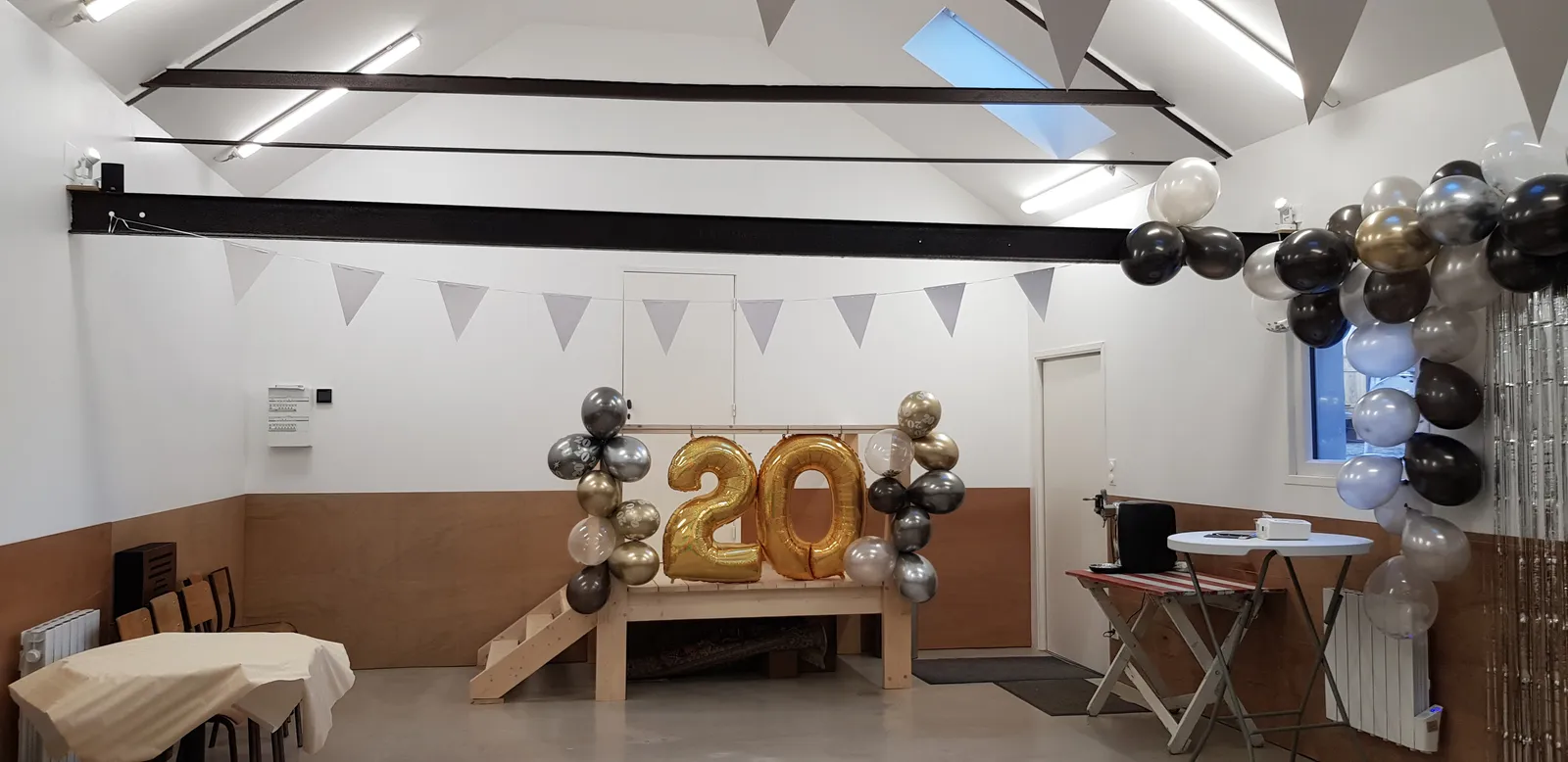 Sala feste pronta per un compleanno