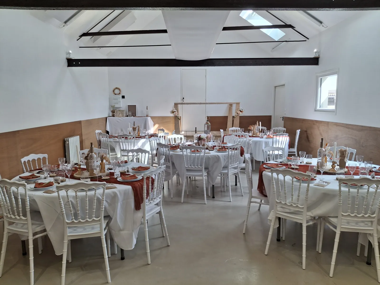 Sala feste decorata per un ricevimento