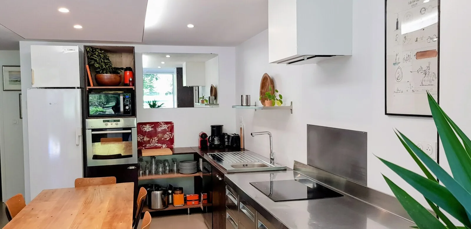 Cuisine inox équipée avec plaque induction